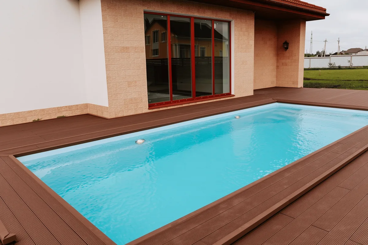 Композитный бассейн Laguna 8 — вид сверху в Находке