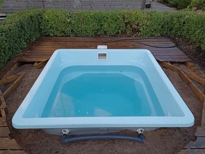 Композитная купель Laguna 2 — установка в Находке